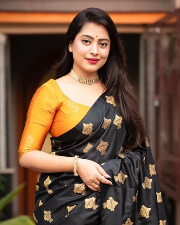 Black_And_Yellow_Color_Latest_Arrival_Soft_Banarasi_Silk_Saree_with_Classy_Bloue_Piece