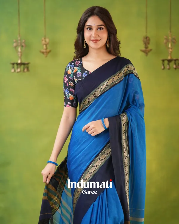 Royal_Blue_Mulmul_Cotton_Saree_with_Navy_Border_&_Elephant_Weave,_with_Blouse_Piece