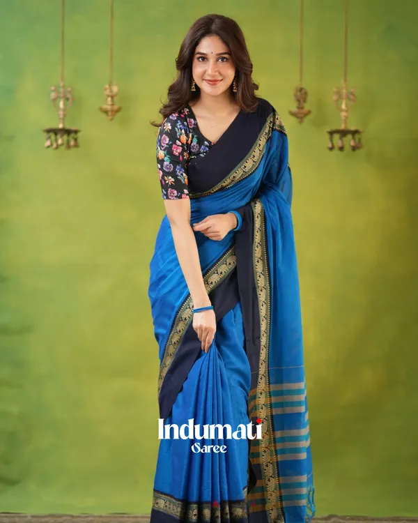 Royal_Blue_Mulmul_Cotton_Saree_with_Navy_Border_&_Elephant_Weave,_with_Blouse_Piece