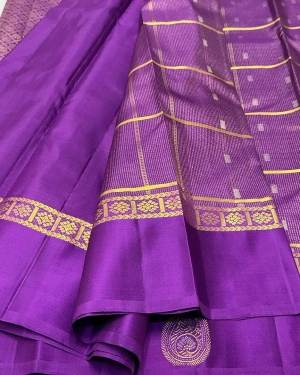 Purple_Color_Viral_Pick_Soft_Banarasi_Silk_Saree_with_Pure_Golden_Zari_Work_&_Classy_Bloue_Piece