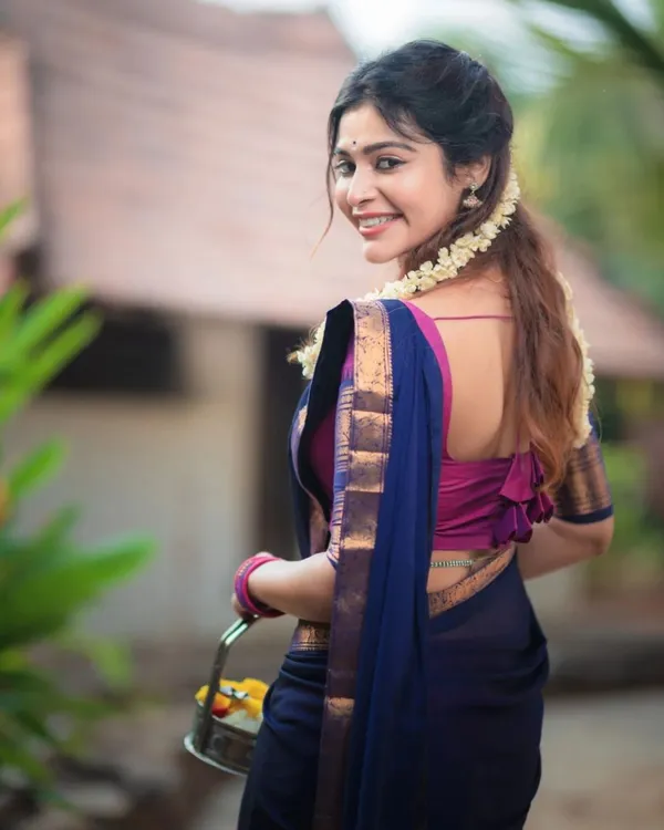Blue_And_Purple_Color_Kanchipuram_Zari_Weaving_Half_Saree_With_Blouse__Silk_Dupatta