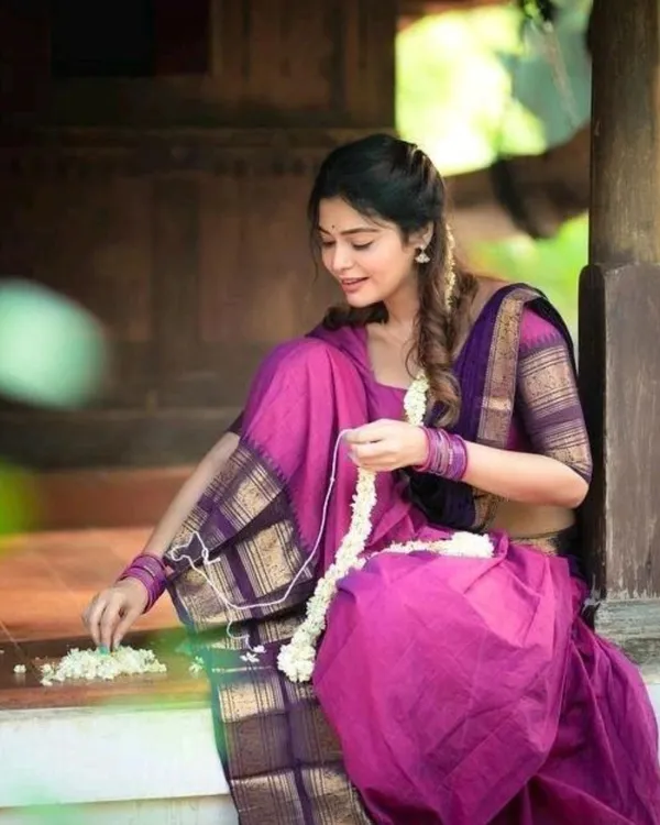 Blue_And_Purple_Color_Kanchipuram_Zari_Weaving_Half_Saree_With_Blouse__Silk_Dupatta