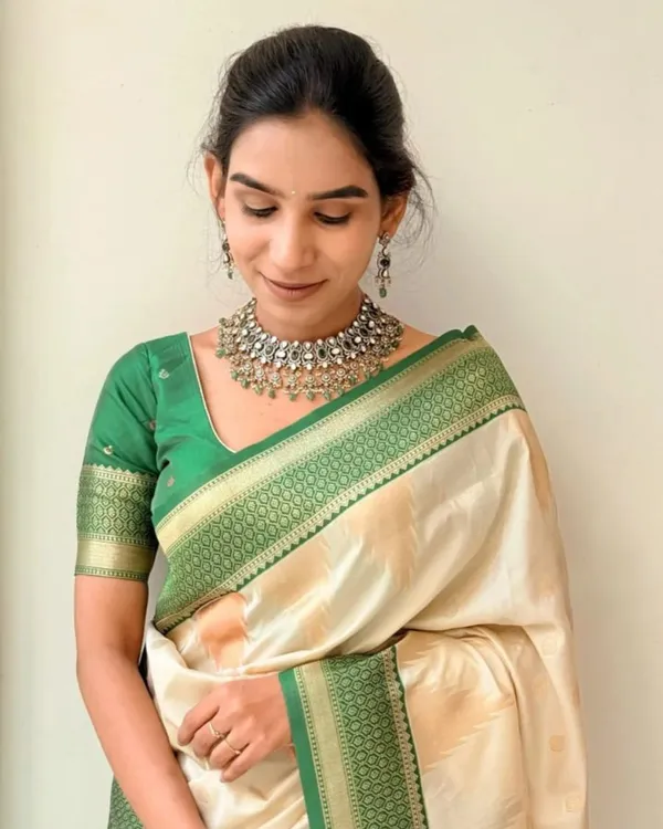 Cream_And_Green_Color_Latest_Drop_Soft_Banarasi_Silk_Saree_with_Classy_Bloue_Piece