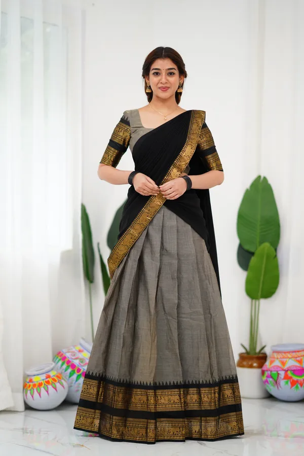 Black_And_Grey_Color_Kanchipuram_Zari_Weaving_Half_Saree_With_Blouse__Silk_Dupatta