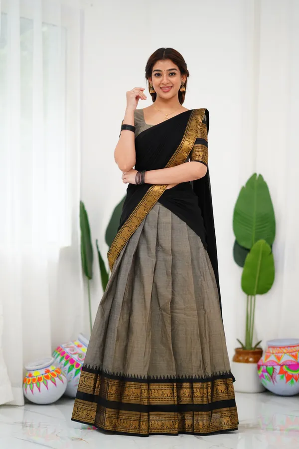 Black_And_Grey_Color_Kanchipuram_Zari_Weaving_Half_Saree_With_Blouse__Silk_Dupatta
