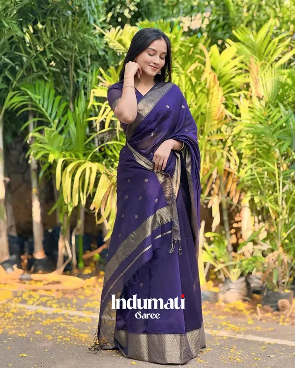 Purple_Premium_Cotton_Silk_Saree_With_Classy_Blouse_and_tassels