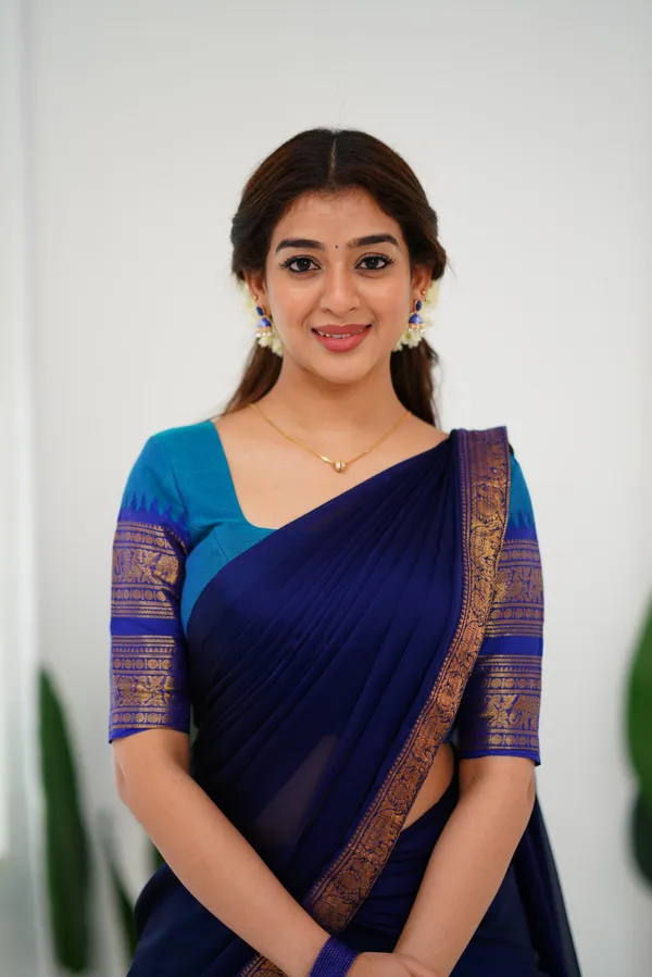 Blue_And_Light_Blue_Color_Kanchipuram_Zari_Weaving_Half_Saree_With_Blouse__Silk_Dupatta