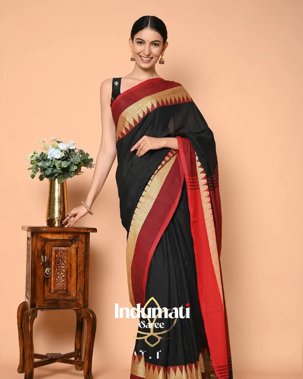 Black_&_Red_Mulmul_Cotton_Saree_with_Golden_Triangle_Border,_with_Blouse_Piece
