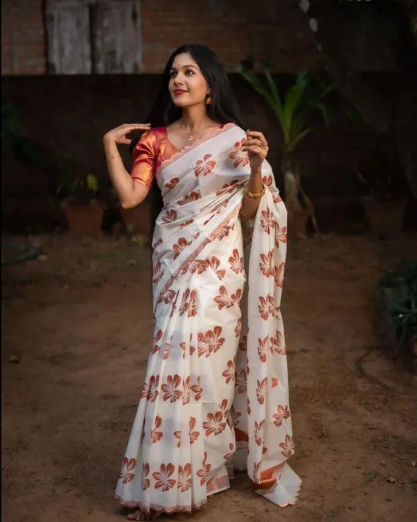 White_Color_Just_In_Soft_Banarasi_Silk_Saree_with_Classy_Bloue_Piece