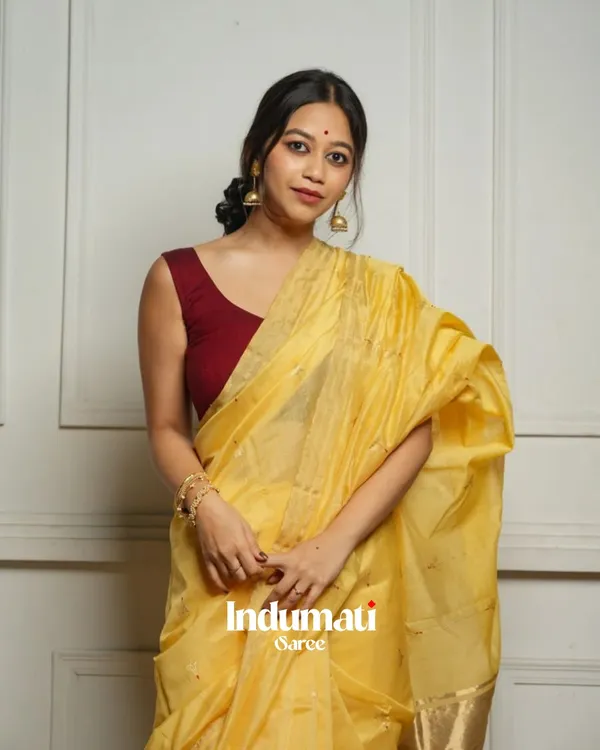 Light_Yellow_Color_New_Drop_Cotton_Silk_Saree_with_Classy_Bloue_Piece