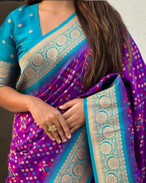 Purple_And_Blue_Color_Pro_Collection_Soft_Banarasi_Silk_Saree_with_Classy_Bloue_Piece