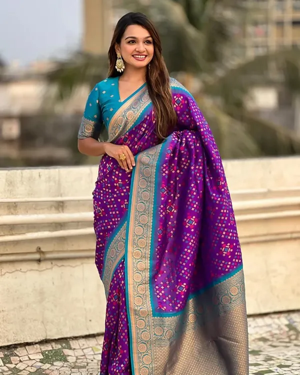 Purple_And_Blue_Color_Pro_Collection_Soft_Banarasi_Silk_Saree_with_Classy_Bloue_Piece