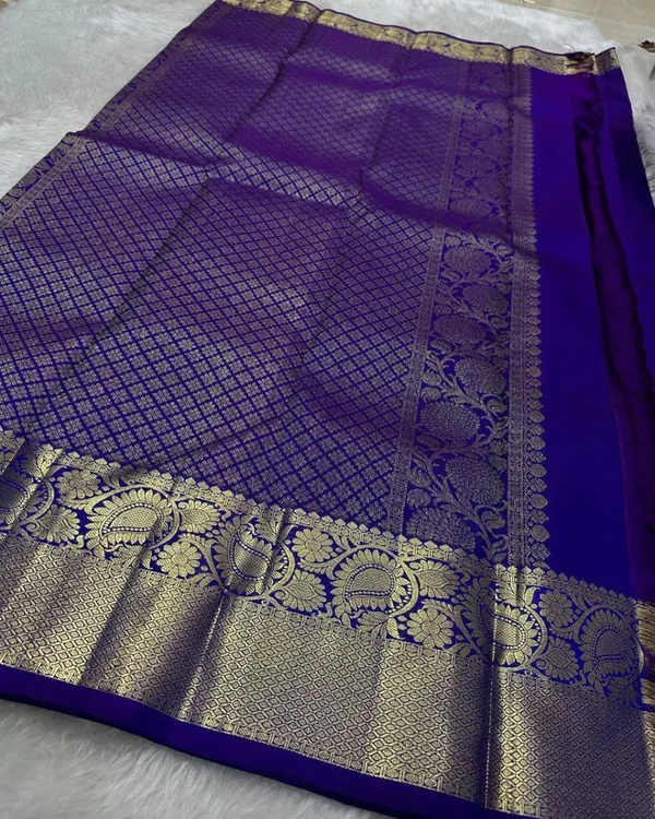 Blue_Color_Hot_Right_Now_Soft_Banarasi_Silk_Saree_with_Pure_Golden_Zari_Work_&_Classy_Bloue_Piece