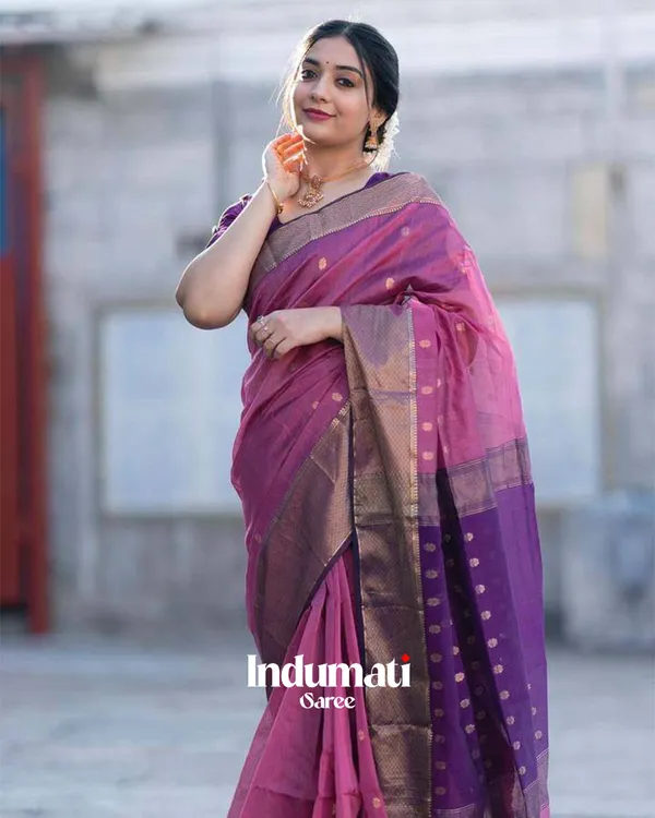 Lavender_Color_Premium_Cotton_Silk_Saree_With_Classy_Blouse_and_tassels