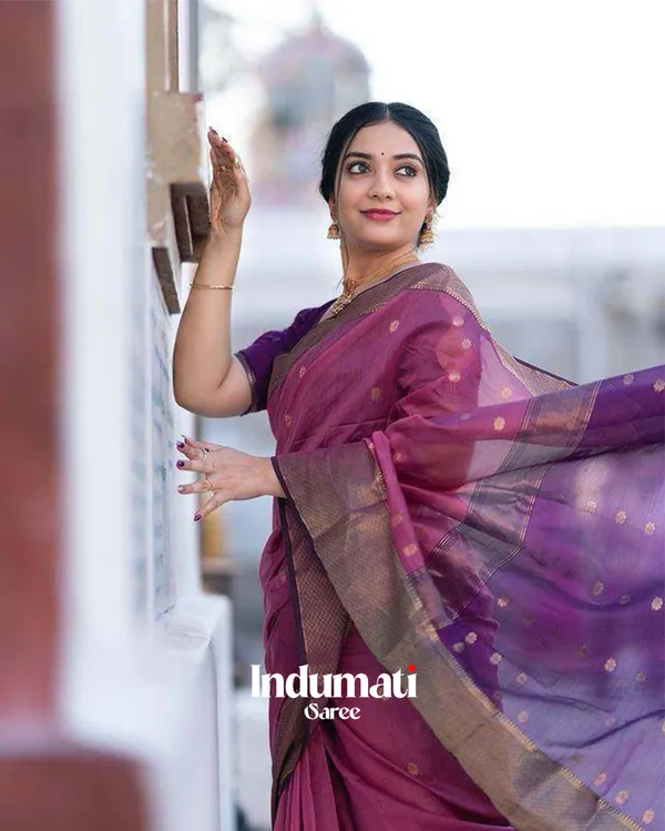 Lavender_Color_Premium_Cotton_Silk_Saree_With_Classy_Blouse_and_tassels
