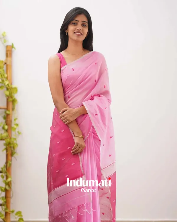 Pink_Color_Cotton_Silk_Saree_with_Calssy_Blouse_and_tassels