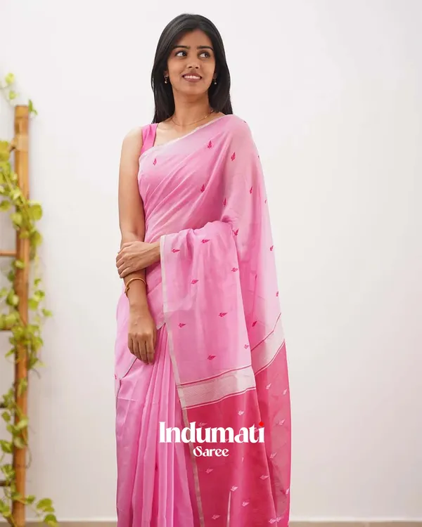 Pink_Color_Cotton_Silk_Saree_with_Calssy_Blouse_and_tassels