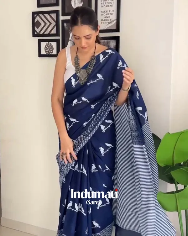 Navy_Mist_-_Navy_Blue_Linen_Saree_with_White_Blouse_Piece