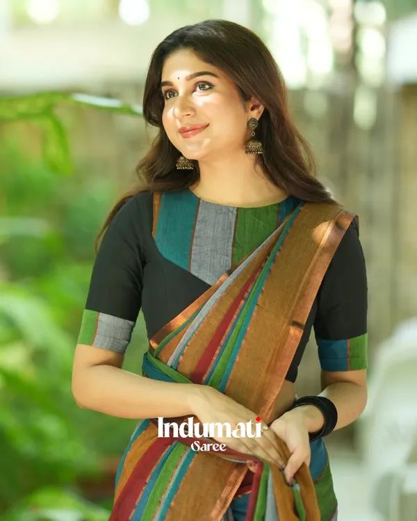 Multicolor_Striped_Mulmul_Cotton_Saree_Saree_with_Matching_Blouse_Piece