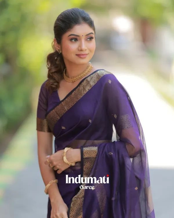 Navy_Blue_Color_Premium_Cotton_Silk_Saree_With_Classy_Blouse