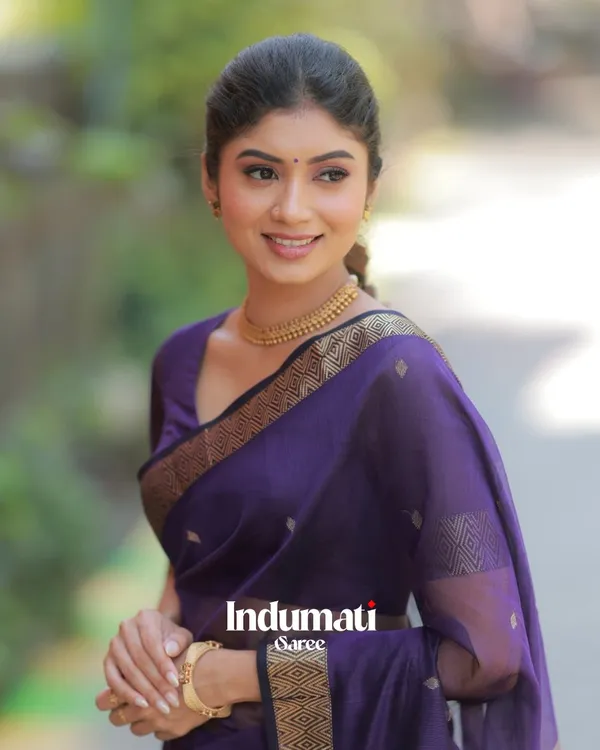 Navy_Blue_Color_Premium_Cotton_Silk_Saree_With_Classy_Blouse