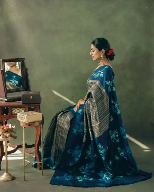 Blue_Color_Customer_Favorite_Soft_Banarasi_Silk_Saree_with_Classy_Bloue_Piece