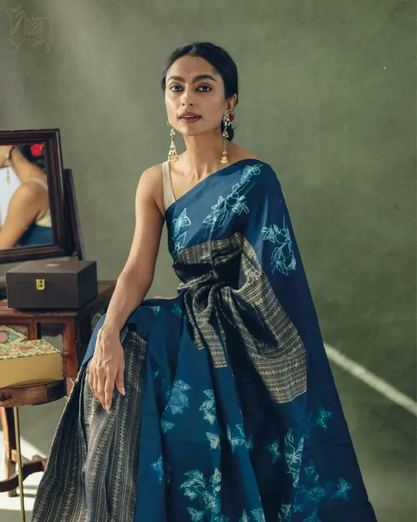 Blue_Color_Customer_Favorite_Soft_Banarasi_Silk_Saree_with_Classy_Bloue_Piece