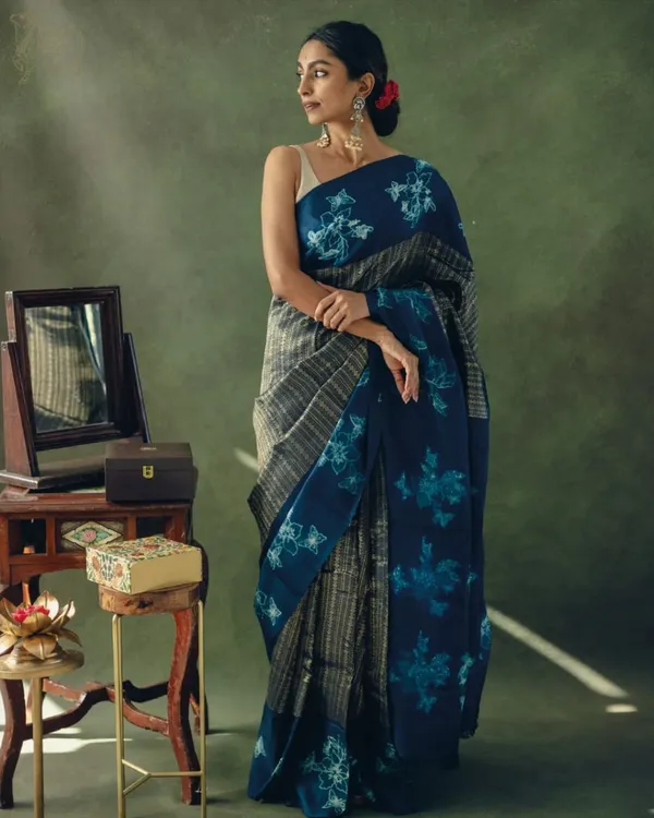 Blue_Color_Customer_Favorite_Soft_Banarasi_Silk_Saree_with_Classy_Bloue_Piece