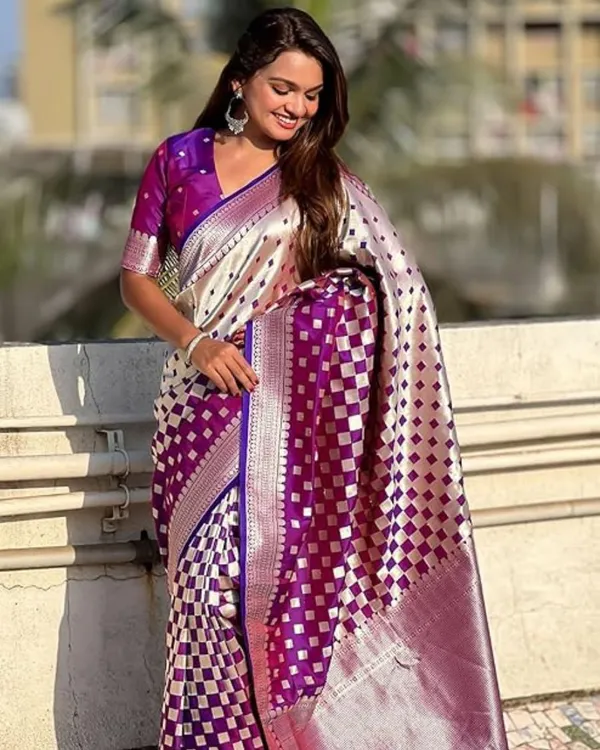 Purple_Color_Going_Fast_Soft_Banarasi_Silk_Saree_with_Classy_Bloue_Piece