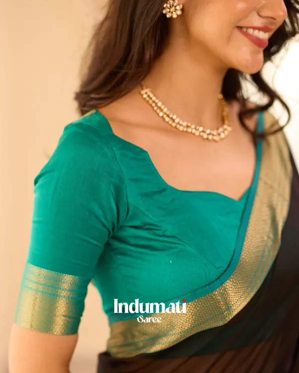 Black_Color_Premium_Cotton_Silk_Saree_With_Classy_Blouse_and_tassels