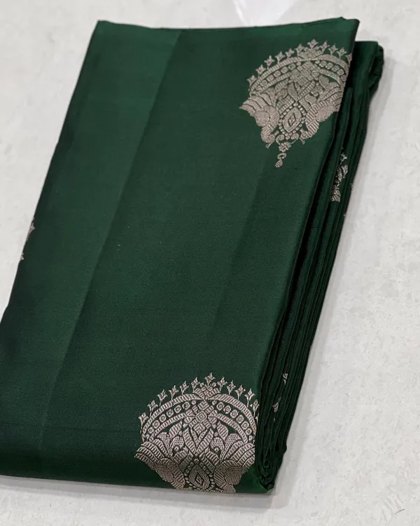 Green_Color_Just_Released_Soft_Banarasi_Silk_Saree_with_Classy_Bloue_Piece