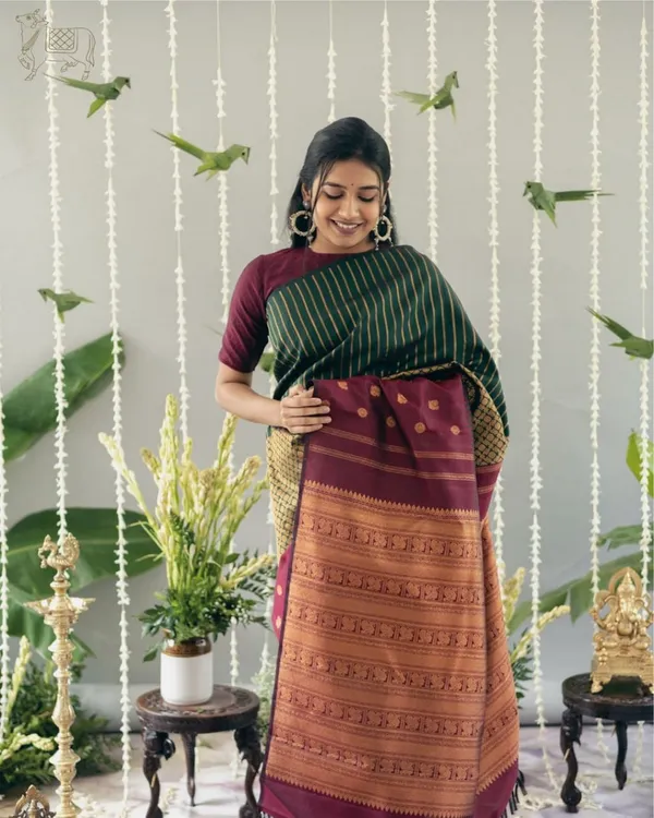 Green_And_Purple_Color_Going_Fast_Soft_Banarasi_Silk_Saree_with_Classy_Bloue_Piece