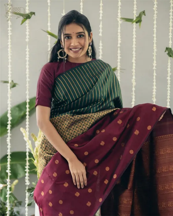 Green_And_Purple_Color_Going_Fast_Soft_Banarasi_Silk_Saree_with_Classy_Bloue_Piece