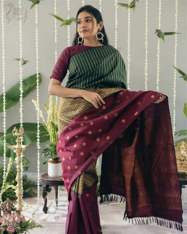 Green_And_Purple_Color_Going_Fast_Soft_Banarasi_Silk_Saree_with_Classy_Bloue_Piece