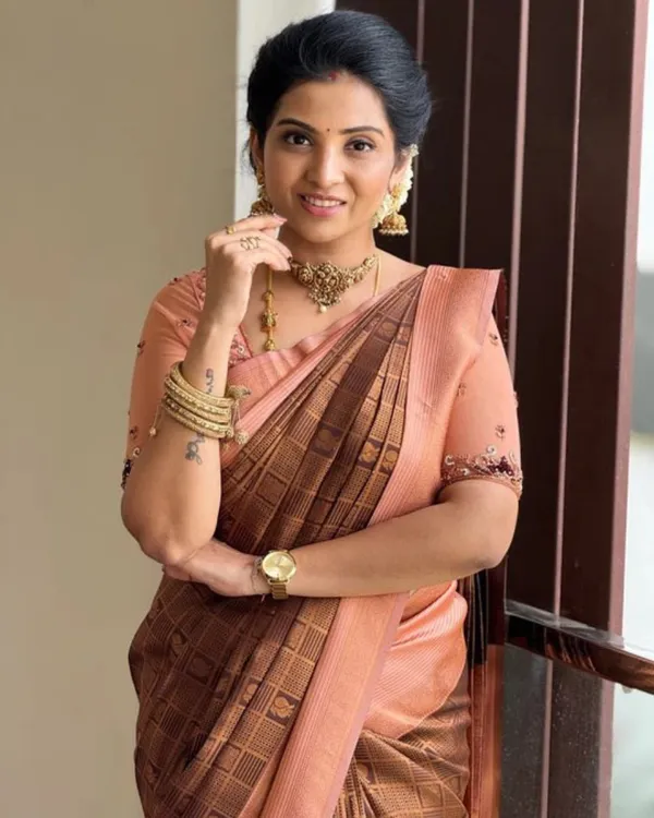 Brown_Color_In_Demand_Soft_Banarasi_Silk_Saree_with_Classy_Bloue_Piece