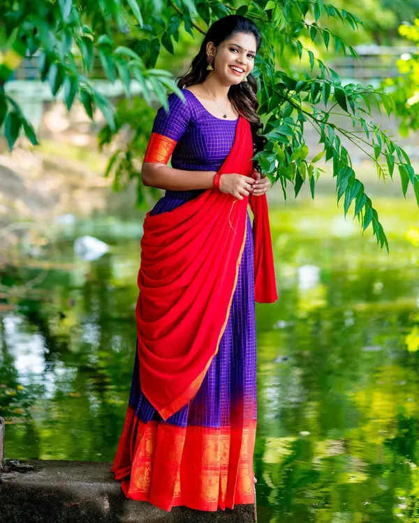 Red_And_Purple__Color_Kanchipuram_Zari_Weaving_Half_Saree_With_Blouse__Silk_Dupatta