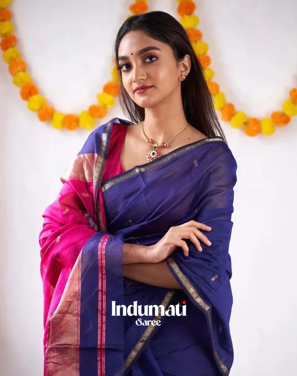 Navy_Blue_Color_Premium_Cotton_Silk_Saree_With_Classy_Blouse_and_tassels