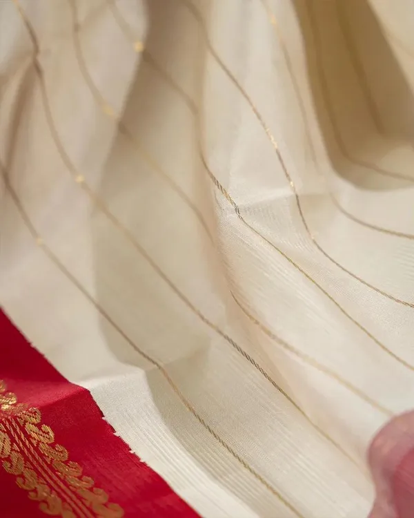 White_Color_Signature_Line_Soft_Banarasi_Silk_Saree_with_Pure_Golden_Zari_Work_&__Classy_Bloue_Piece