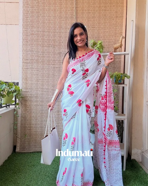 Laal_Phool_-_White_Linen_Saree_with_Red_Flower_Prints_and_White_Blouse