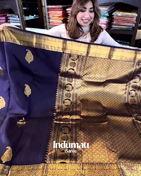Elegant_Purple_Color_Soft_Banarasi_Silk_Saree_With_Pure_Golden_Zari_Work_&_Classy_Blouse_Piece