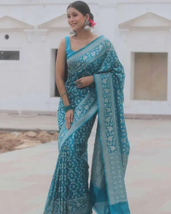 Bottleblue_Color_New_Release_Soft_Banarasi_Silk_Saree_with_Classy_Bloue_Piece