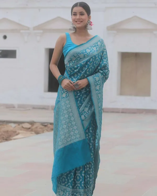 Bottleblue_Color_New_Release_Soft_Banarasi_Silk_Saree_with_Classy_Bloue_Piece