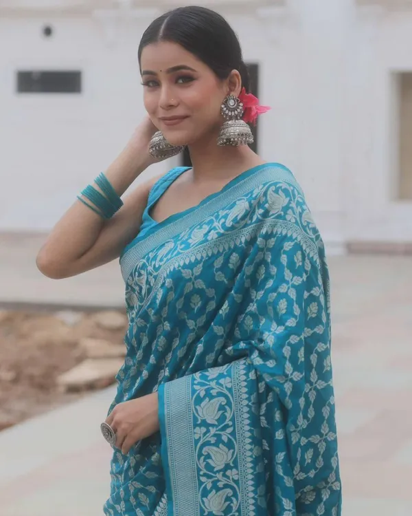 Bottleblue_Color_New_Release_Soft_Banarasi_Silk_Saree_with_Classy_Bloue_Piece