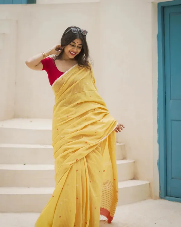 Yellow_Color_Recent_Drop_Soft_Banarasi_Silk_Saree_with_Classy_Bloue_Piece