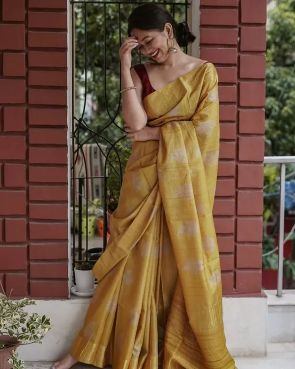 Yellow_Color_Pro_Collection_Soft_Banarasi_Silk_Saree_with_Classy_Bloue_Piece