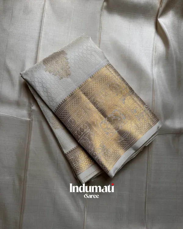 Cream_Color_Color_Fresh_Soft_Banarasi_Silk_Saree_with_Pure_Golden_Zari_work_&_Classy_Blouse_Piece