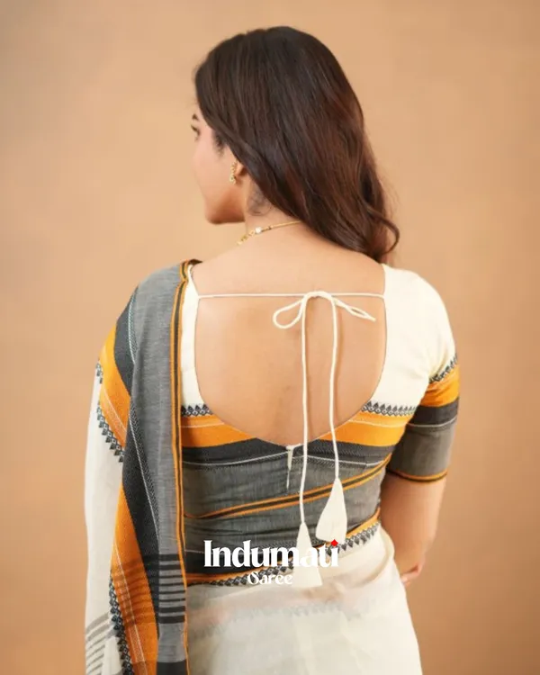Classic_White_Traditional_Mulmul__Cotton_Saree_with_Contrast_Border_&_Blouse_Piece