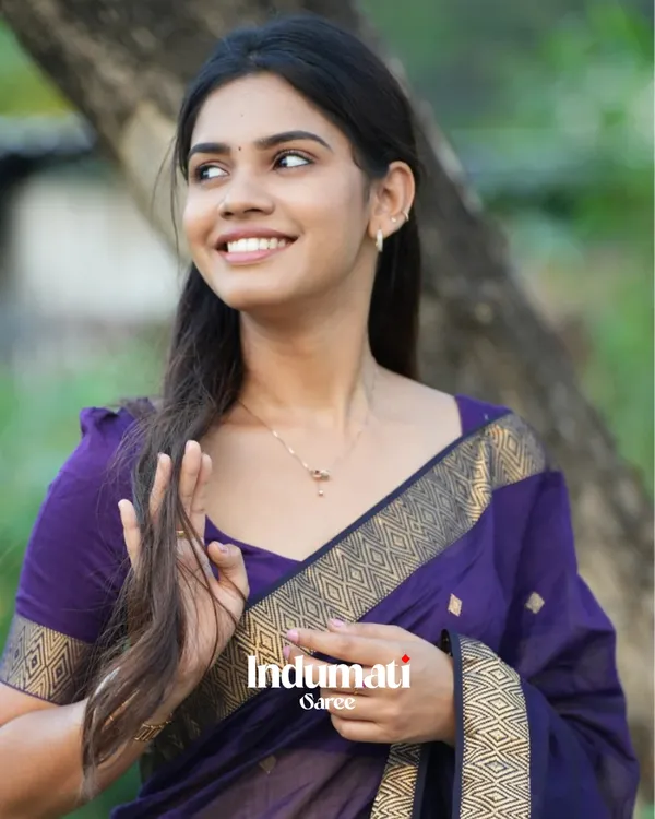Purple_Premium_Cotton_Silk_Saree_With_Classy_Blouse_and_tassels