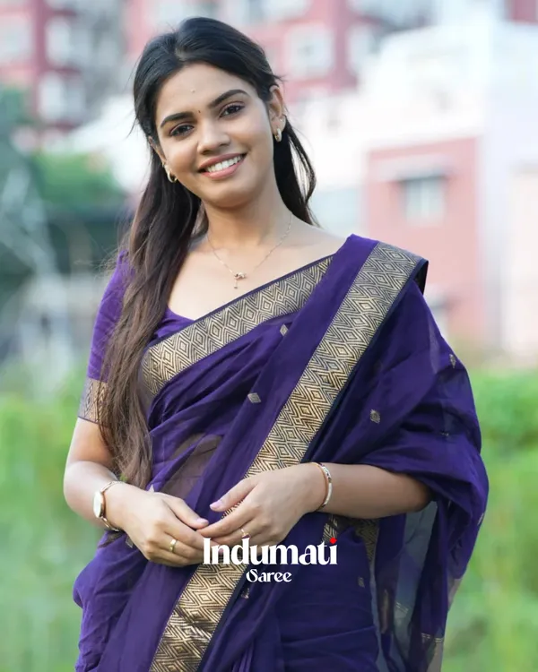 Purple_Premium_Cotton_Silk_Saree_With_Classy_Blouse_and_tassels