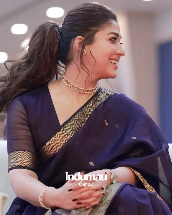 Purple_Color_Premium_Cotton_Silk_Saree_With_Classy_Blouse_and_tassels